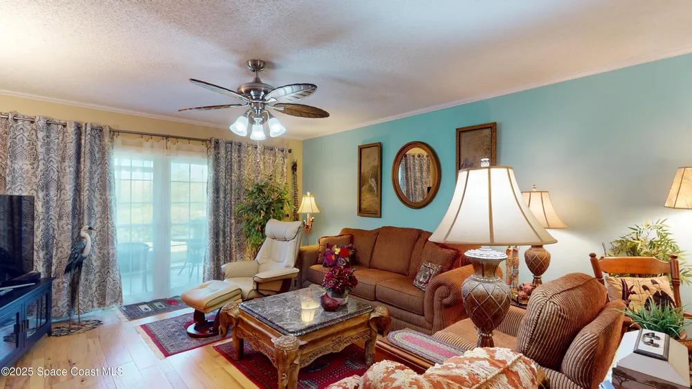 540 S Brevard Ave, Cocoa Beach, FL 32931