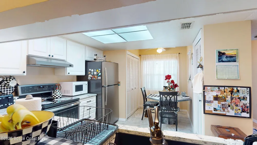 540 S Brevard Ave, Cocoa Beach, FL 32931