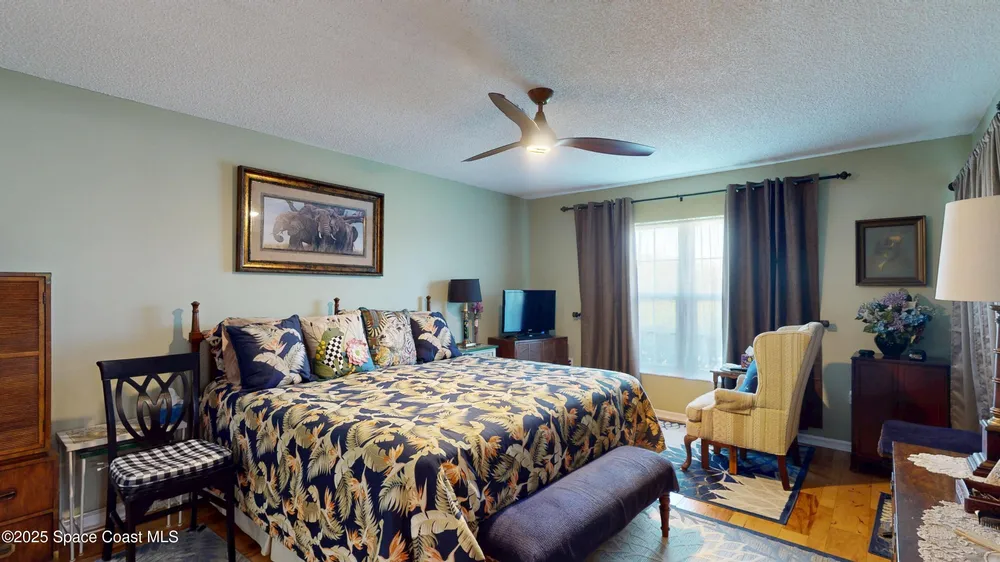 540 S Brevard Ave, Cocoa Beach, FL 32931