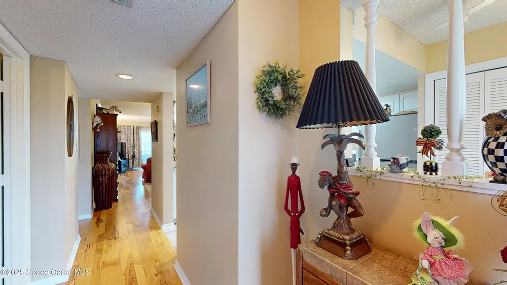 540 S Brevard Ave, Cocoa Beach, FL 32931