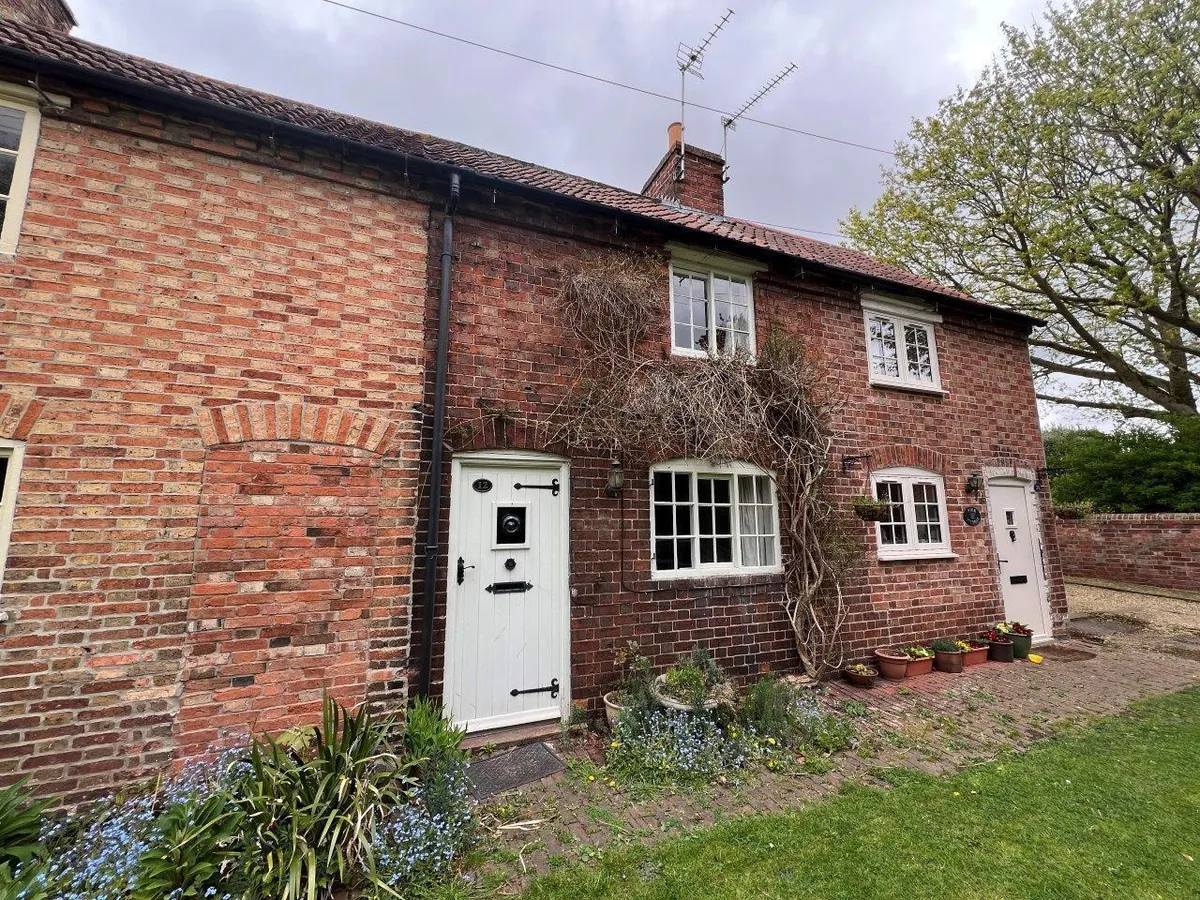 DEVON LANE, BOTTESFORD