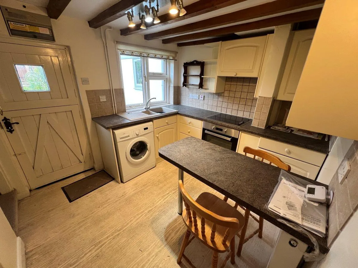 DEVON LANE, BOTTESFORD