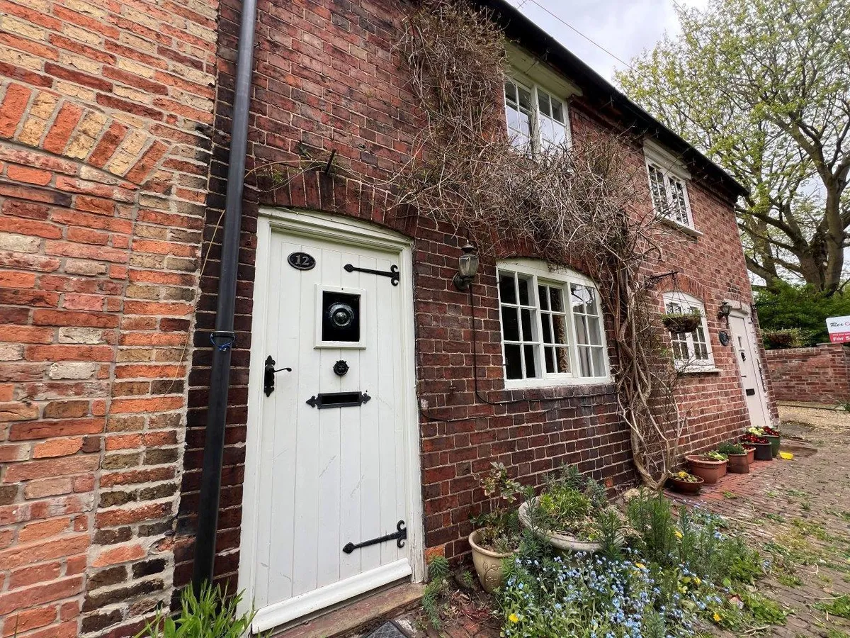 DEVON LANE, BOTTESFORD