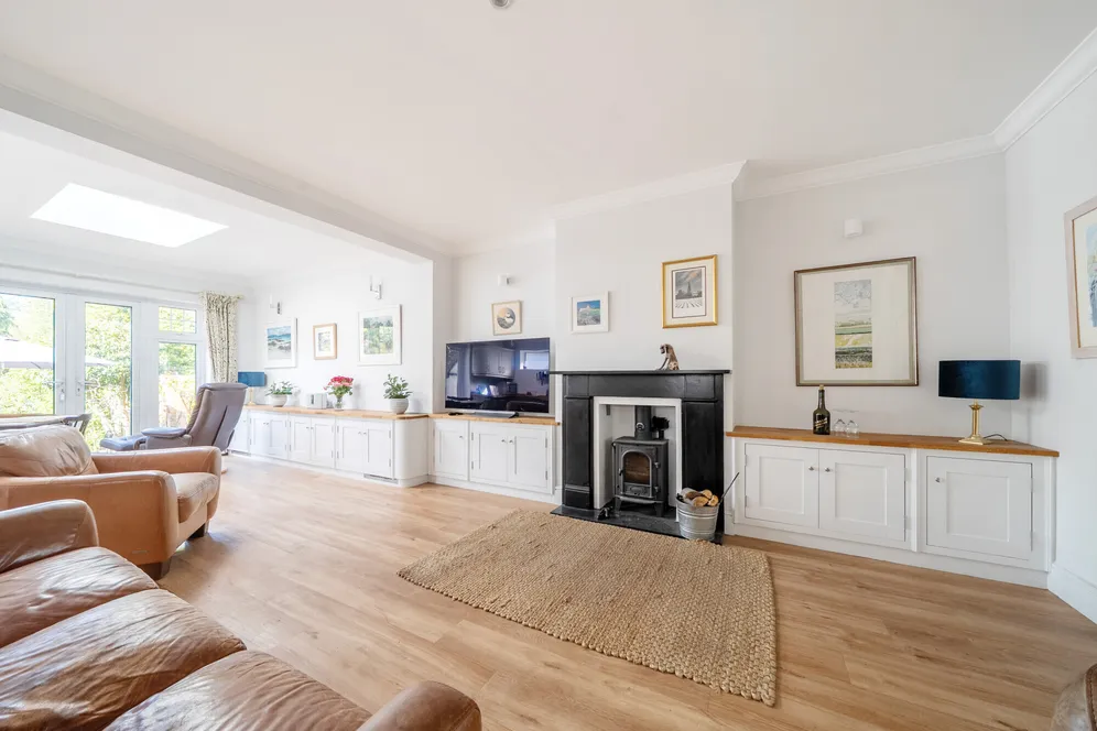 Cedars Avenue, Rickmansworth, WD3 photo 5