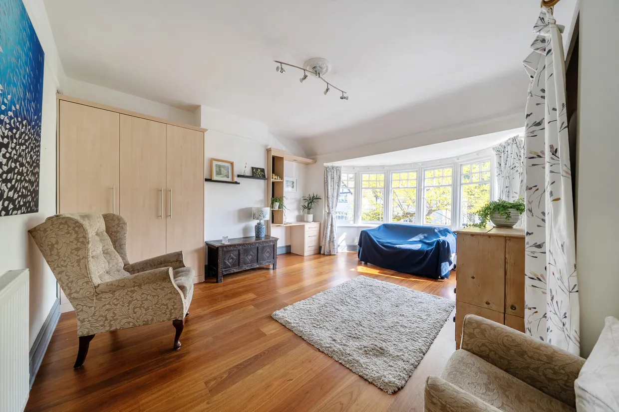 Cedars Avenue, Rickmansworth, WD3 photo 6