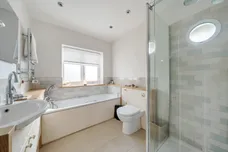 Cedars Avenue, Rickmansworth, WD3 photo 8