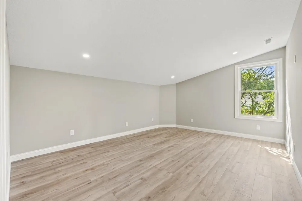 100 Lane 270A Crooked Lk, Angola, IN 46703