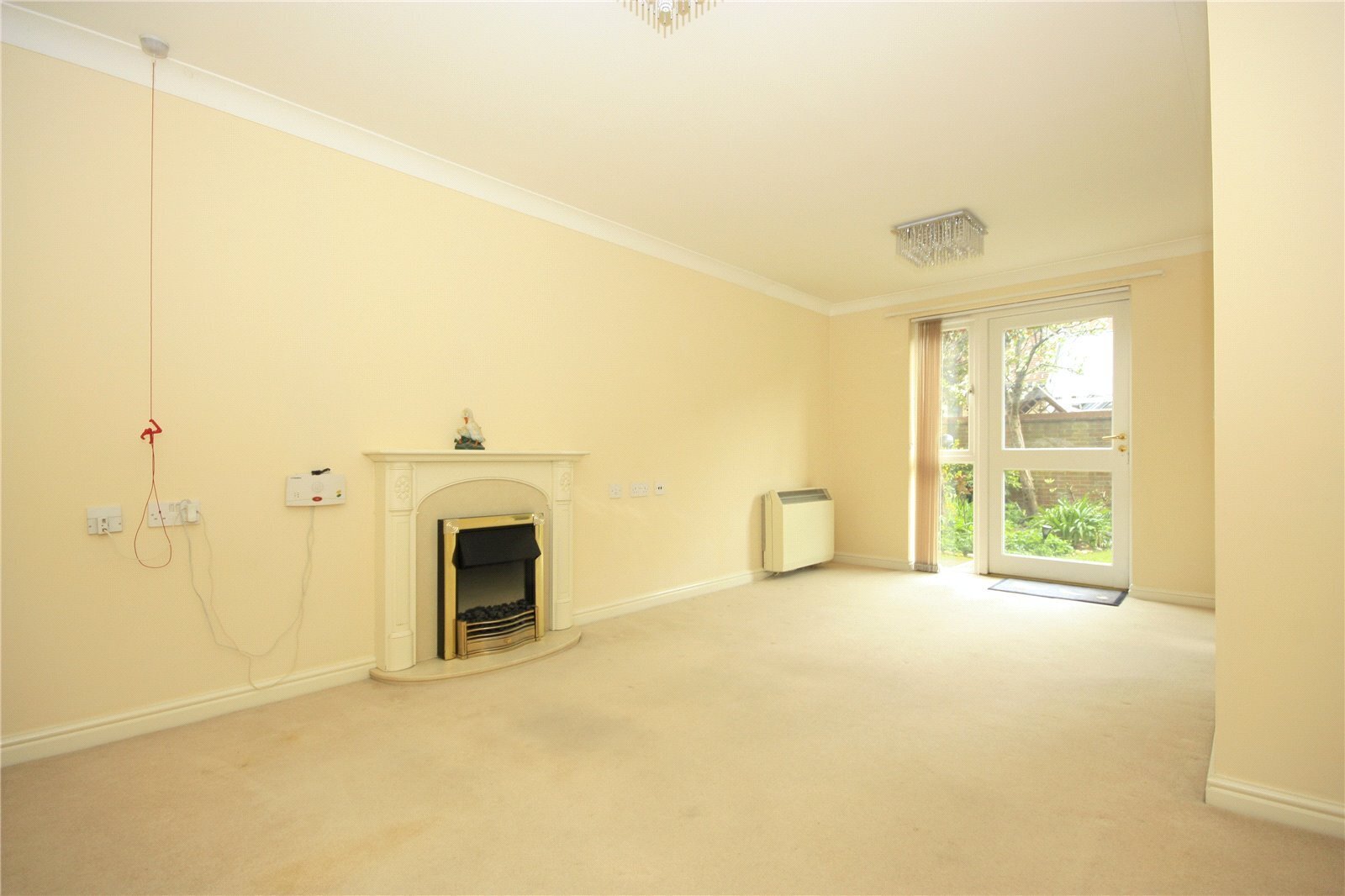 Springwell, Havant, Hampshire, PO9 Image 2