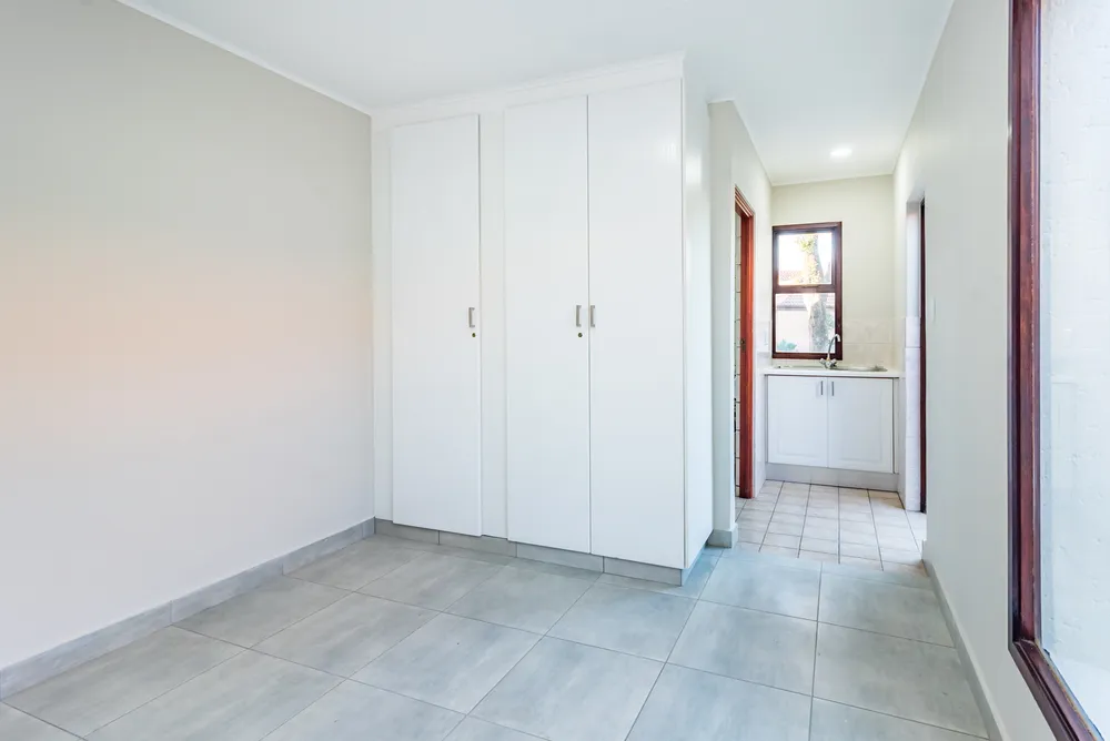 South Africa, North West, Pecanwood Estate, Kingfisher Drive, 60