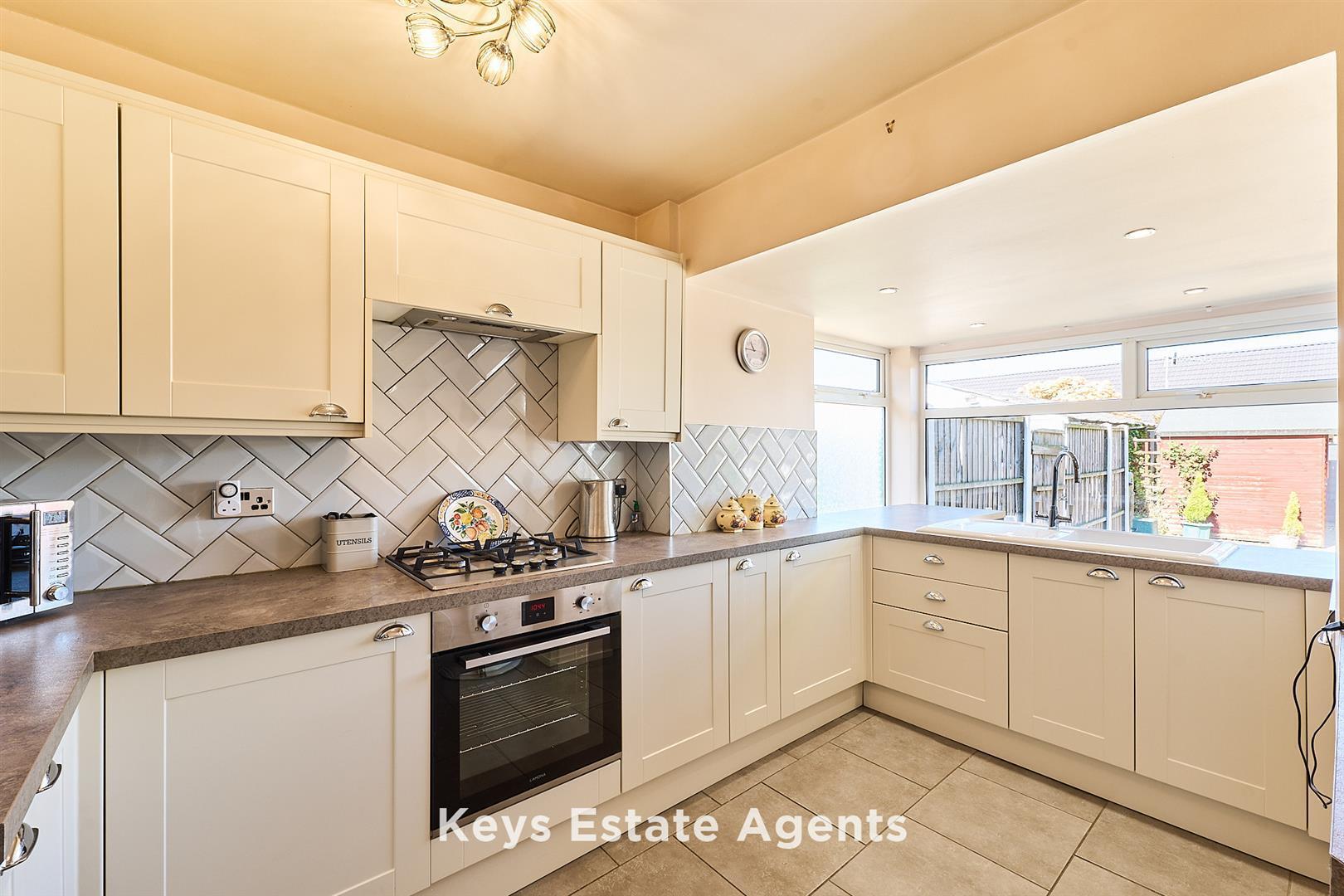 Applewood Crescent, Catchems Corner, Stoke-On-Trent Image 7