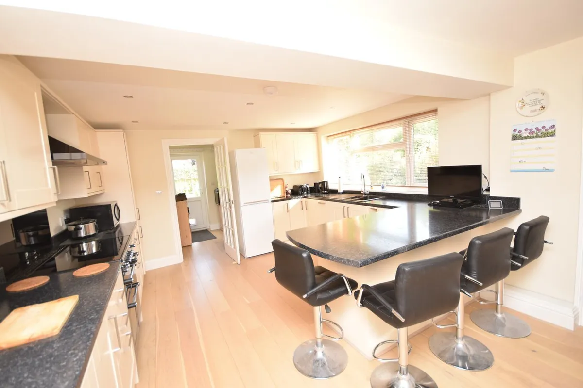 Babs Field, Bentley, Farnham, GU10