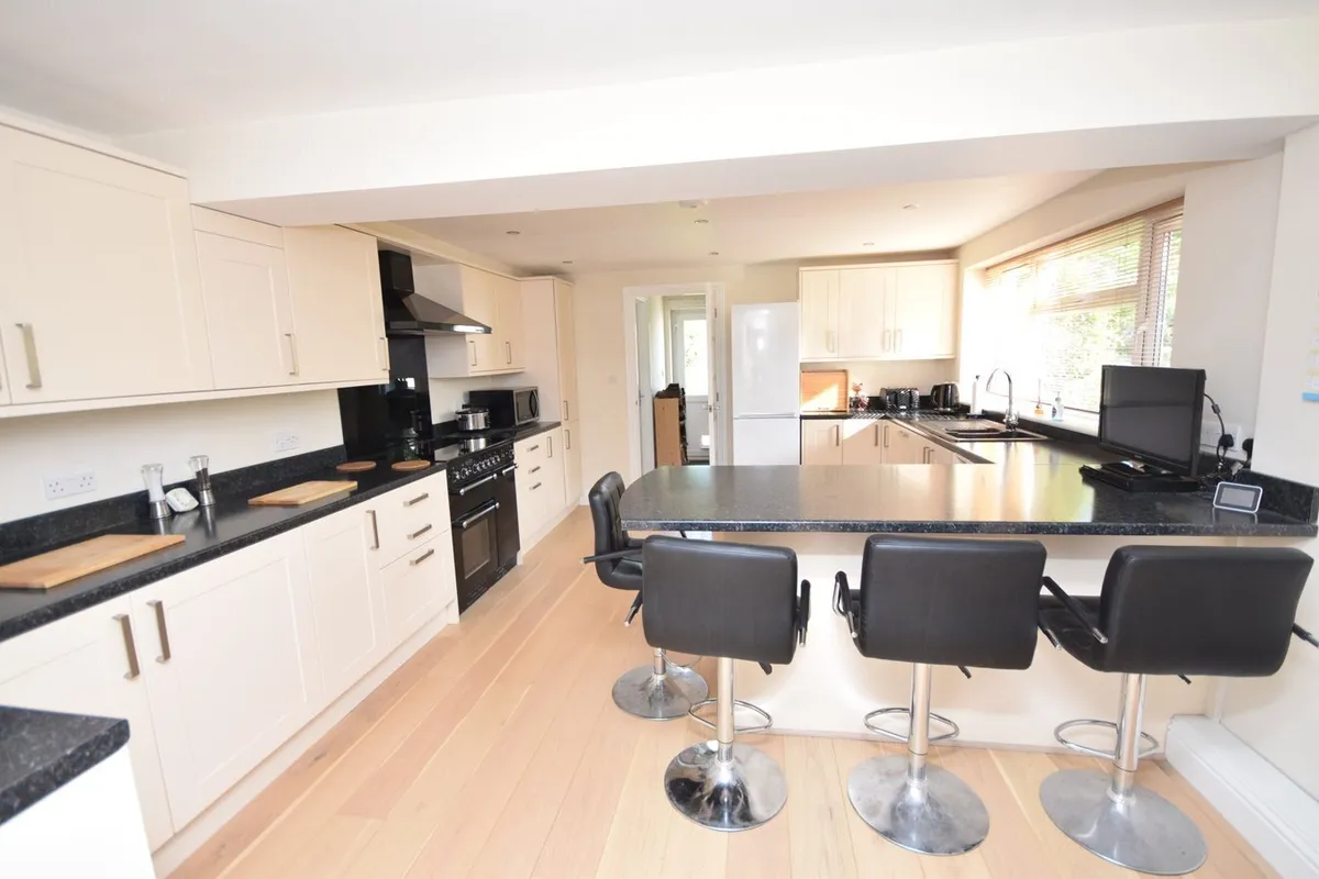 Babs Field, Bentley, Farnham, GU10