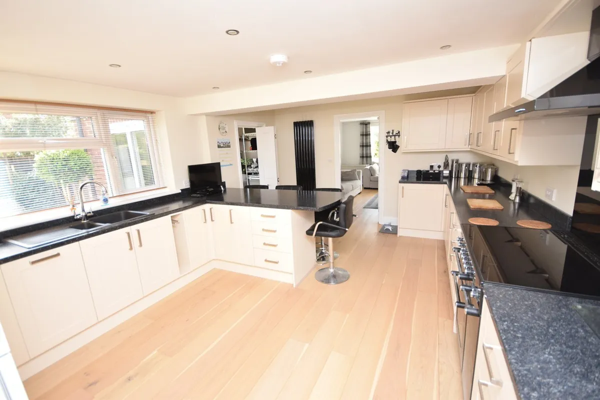 Babs Field, Bentley, Farnham, GU10