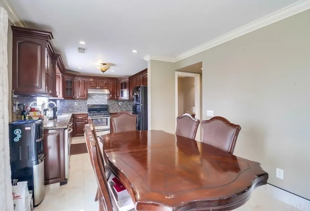 475 Marsh Harbor Dr, San Diego, CA 92154
