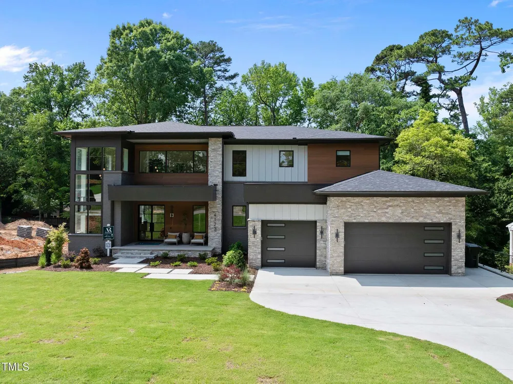 4123 Rockingham Dr, Raleigh, NC 27609
