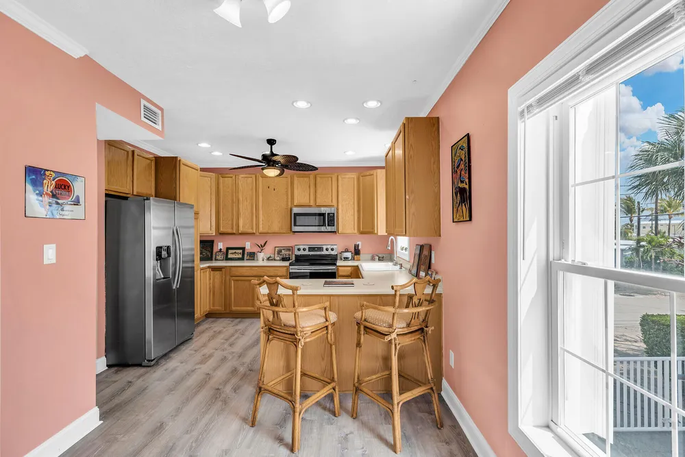 339 25th St, Marathon, FL 33050