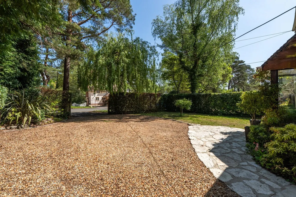 Queens Road, Ferndown, Dorset, BH22