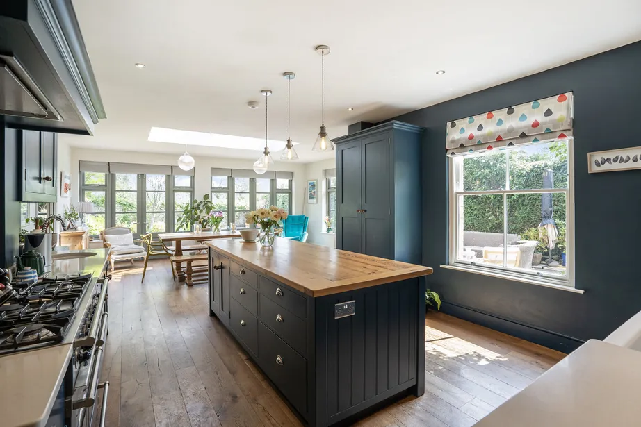 Properties for sale in Lindfield