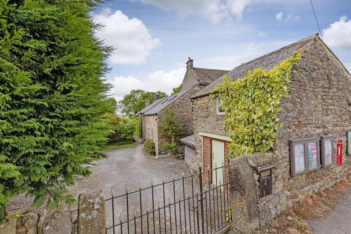 Great Hucklow, Buxton