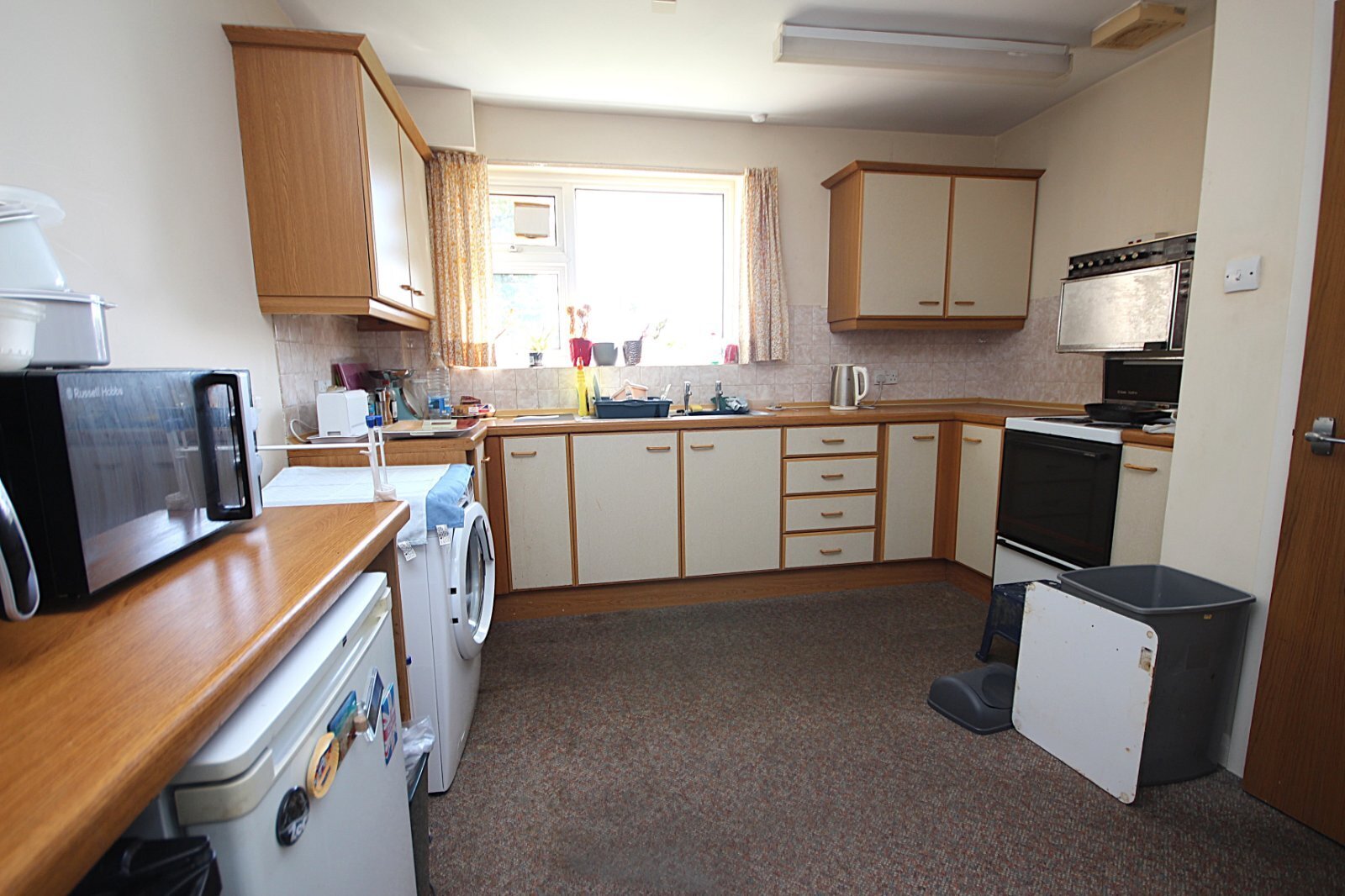 Birkdale Court, Broadstone, Dorset, BH18 Image 3