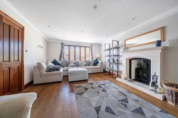 Down Road, Alveston, BS35