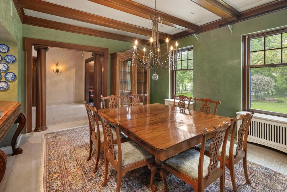 4649 E Lake Harriet Pkwy, Minneapolis, MN 55419