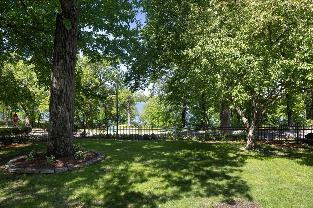 4649 E Lake Harriet Pkwy, Minneapolis, MN 55419