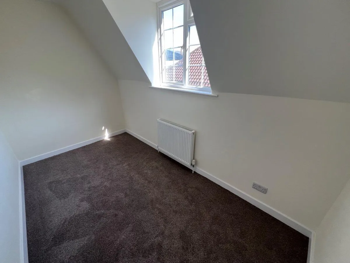 CHURCH FARM HOUSE, MANOR ROAD, STRETTON