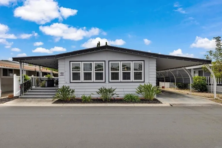 9255 N Magnolia Ave, Santee, CA 92071