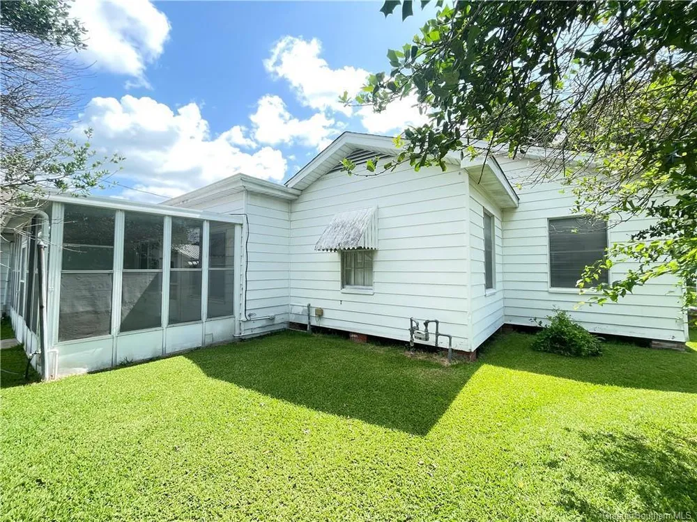 226 Bryan St, Sulphur, LA 70663