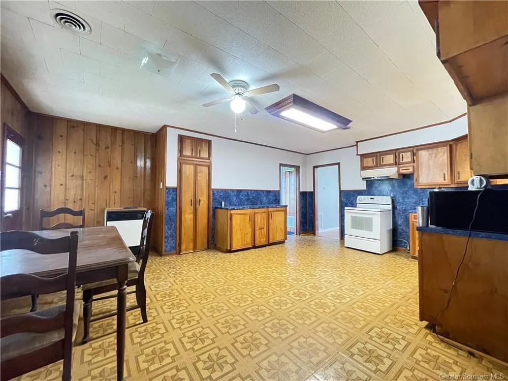 226 Bryan St, Sulphur, LA 70663