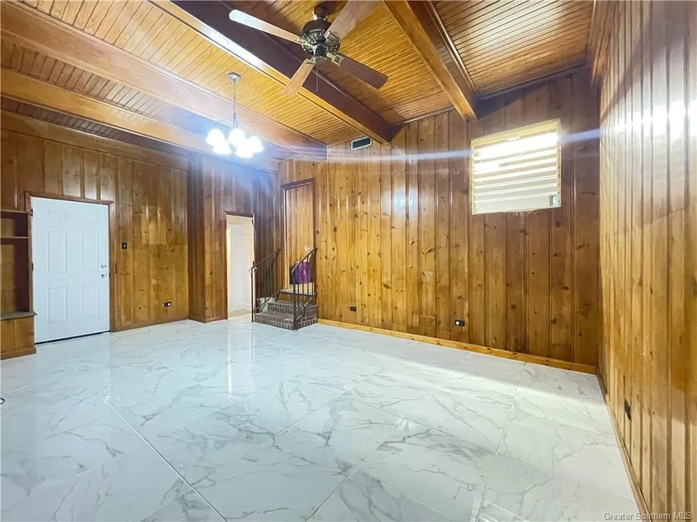 226 Bryan St, Sulphur, LA 70663