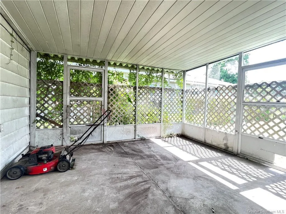 226 Bryan St, Sulphur, LA 70663