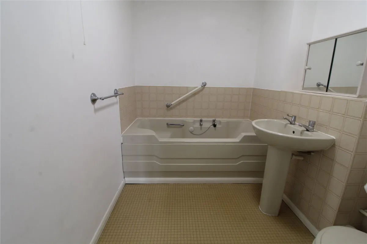 Ainsley Close, London, N9