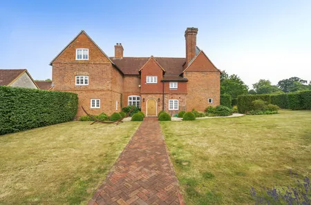Sutton Park, Sutton Green, GU4