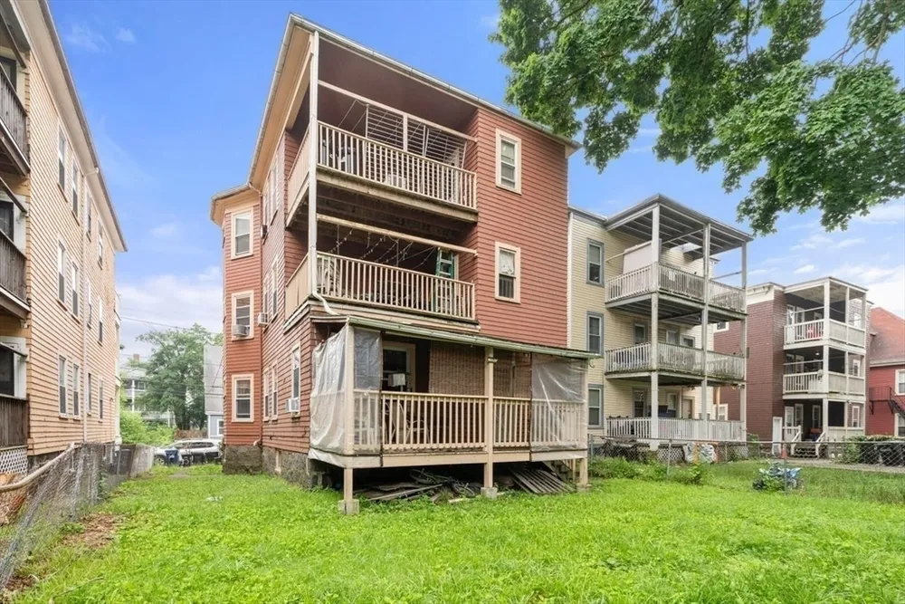 15 Nightingale St, Boston, MA 02124