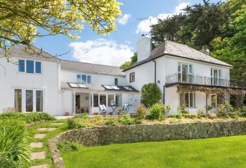 Bugford Lane, Hillfield, Dartmouth