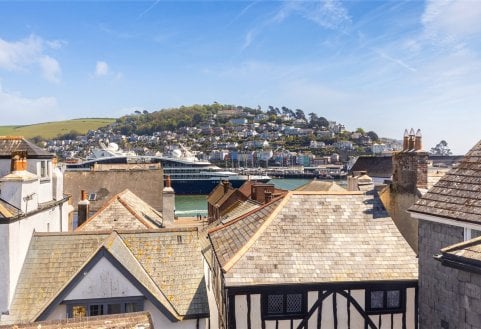 Horn Hill, Dartmouth
