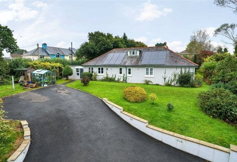 Greenfield Drive, South Brent