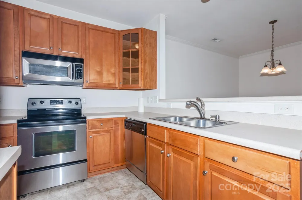 11863 Ridgeway Park Dr, Charlotte, NC 28277