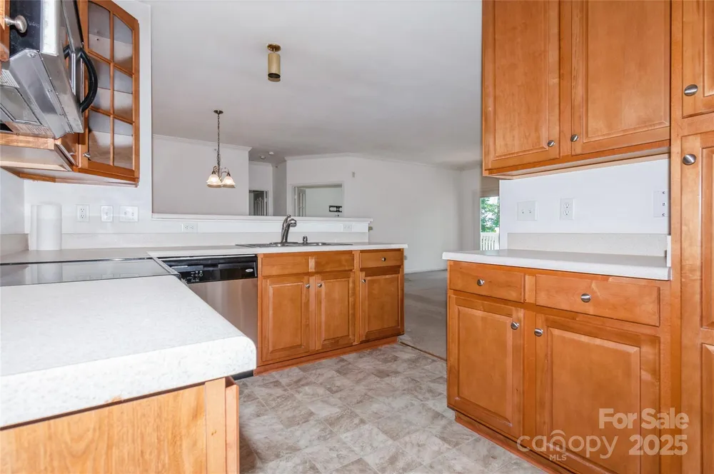 11863 Ridgeway Park Dr, Charlotte, NC 28277