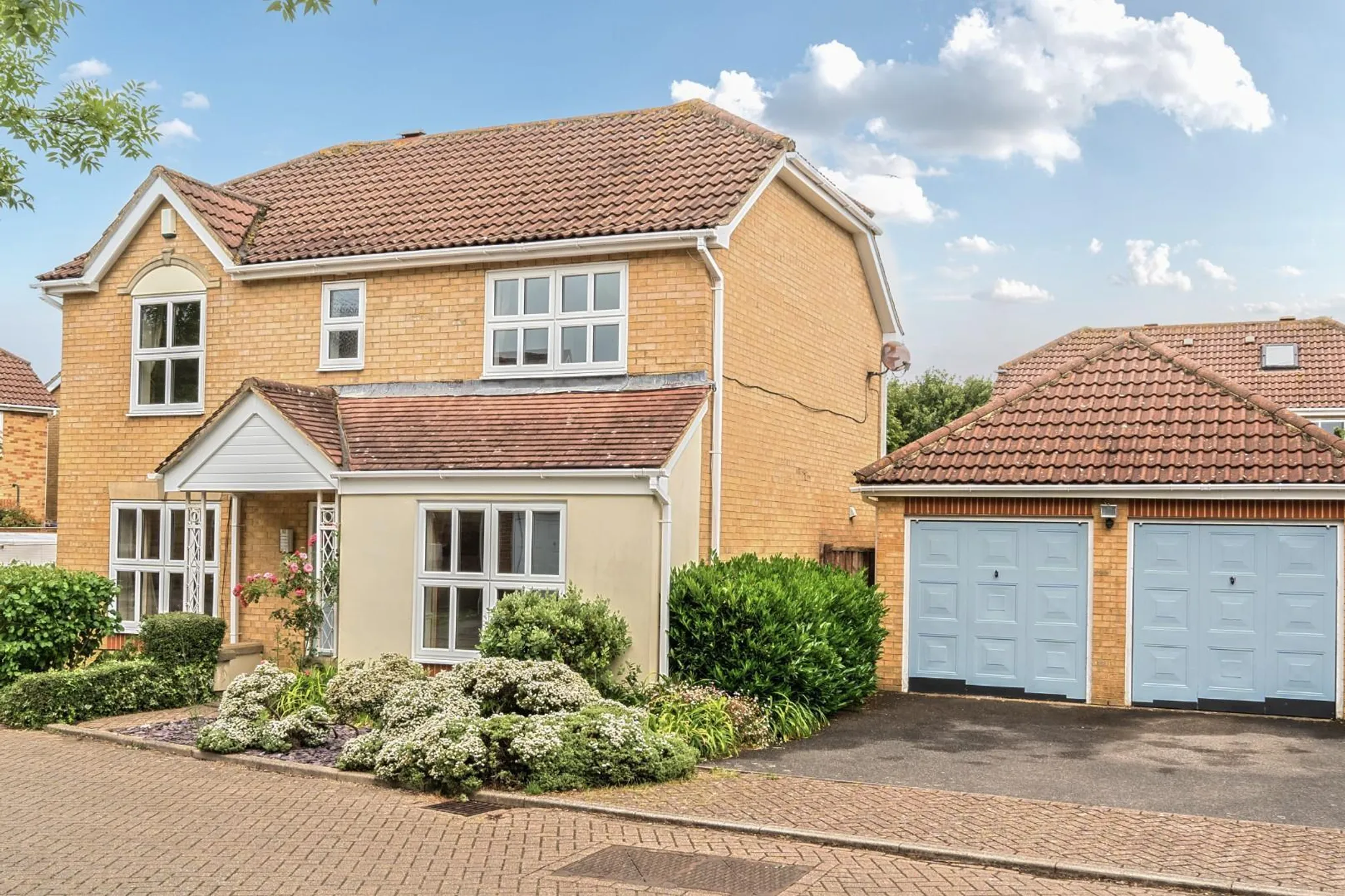 Chestnut Lane, Kingsnorth, Ashford, TN23