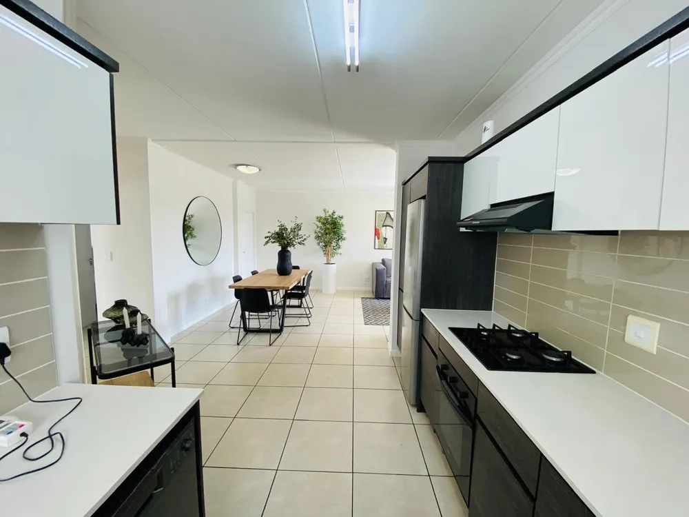 South Africa, Gauteng, Greenstone Hill, Stone Close, 10