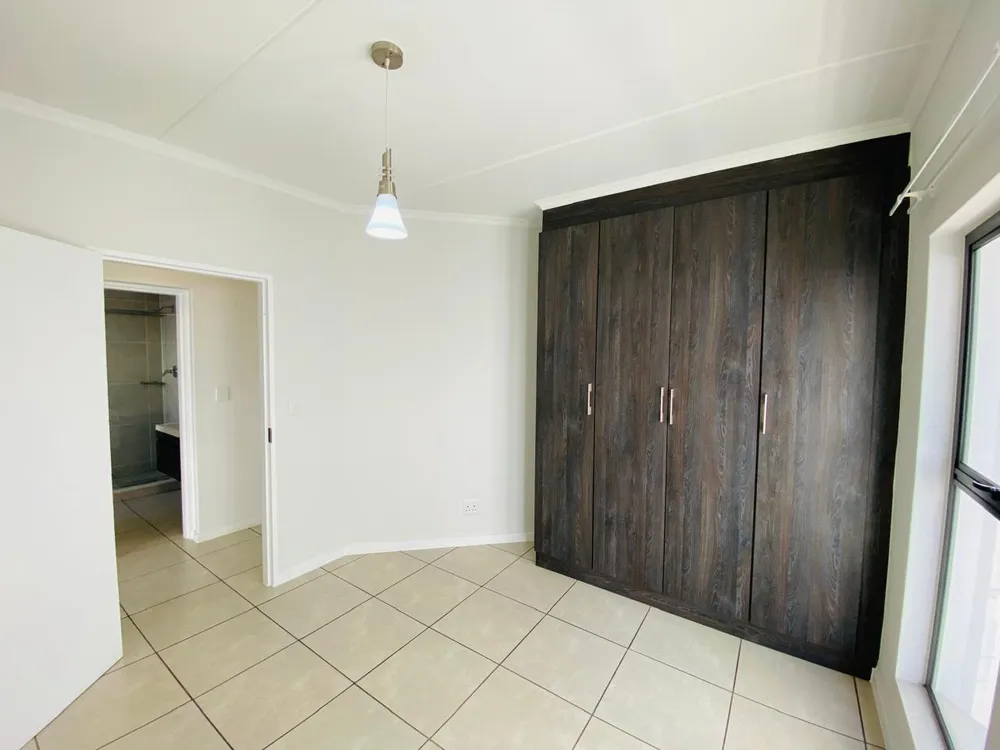 South Africa, Gauteng, Greenstone Hill, Stone Close, 10