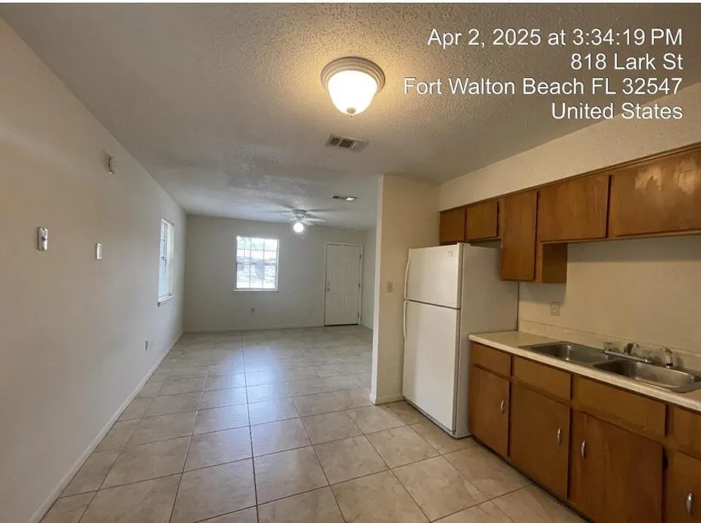 818 Lark St, Fort Walton Beach, FL 32547