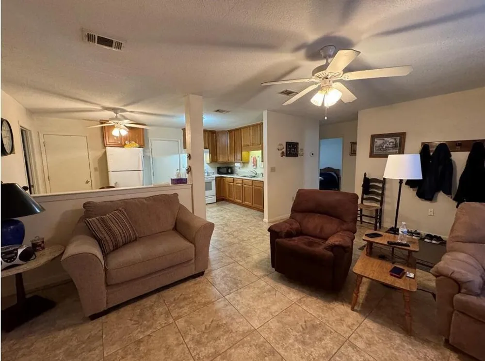 816 Lark St, Fort Walton Beach, FL 32547