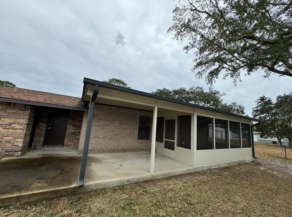 816 Lark St, Fort Walton Beach, FL 32547