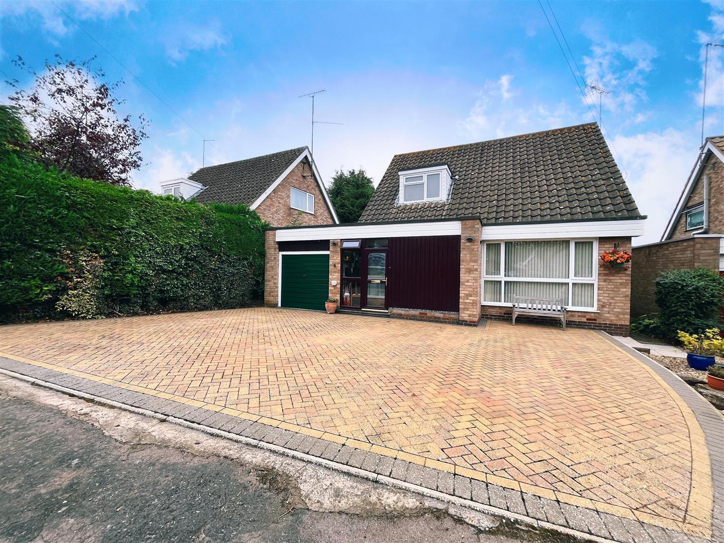 Brooklands Close, Daventry Image 20