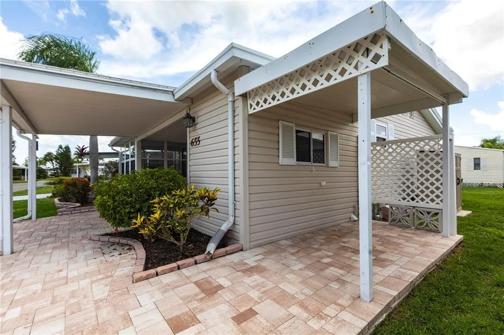 2100 Kings Hwy, Port Charlotte, FL 33980