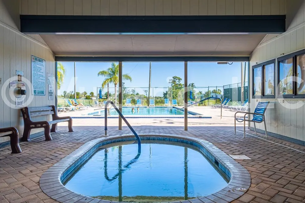 2100 Kings Hwy, Port Charlotte, FL 33980
